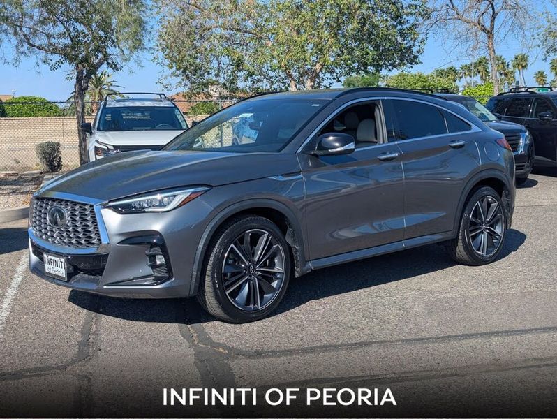 2023 Infiniti QX55 — a typically priced live listing