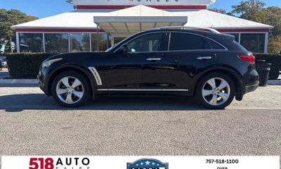2010 Infiniti FX35 Base