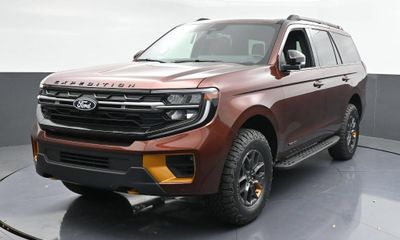 2027 Ford Expedition Tremor