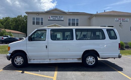 2007 Ford E-350 XL