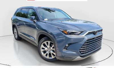 2024 Toyota Grand Highlander XLE