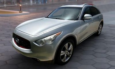 2009 Infiniti FX35 Base