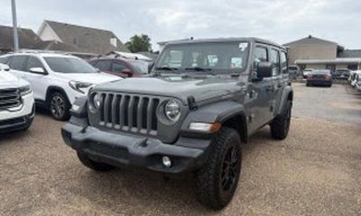 2020 Jeep Wrangler Unlimited Sahara