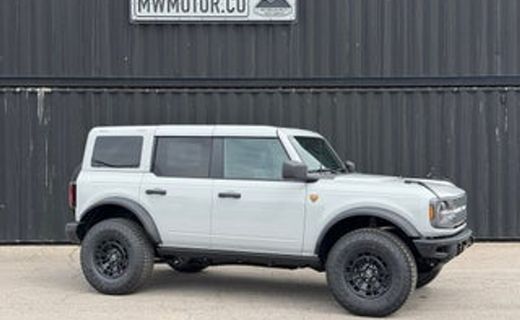 2026 Ford Bronco Badlands