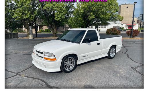 2000 Chevrolet S-10 Pickup