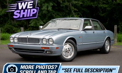 1995 Jaguar Vanden Plas