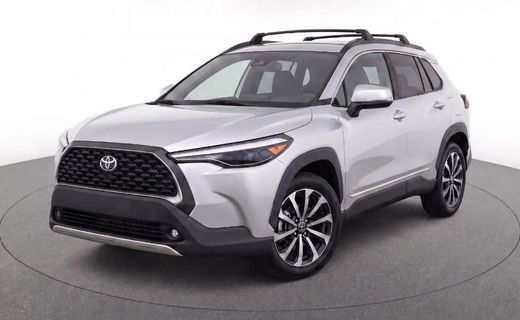 2022 Toyota Corolla Cross XLE
