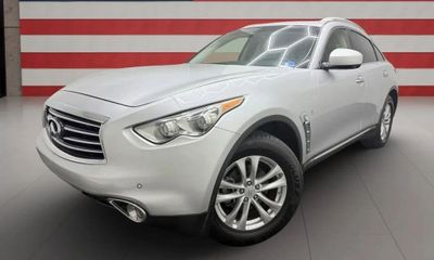 2015 Infiniti QX70 Base