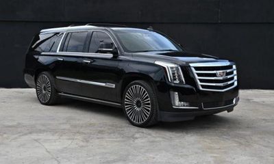 2016 Cadillac Escalade ESV Premium