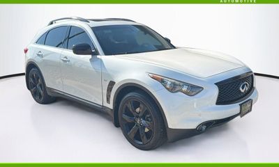 2017 Infiniti QX70 Base