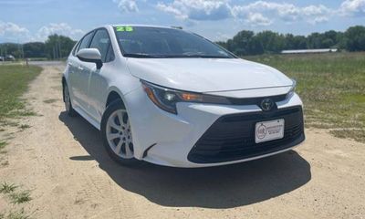2023 Toyota Corolla L LE SE