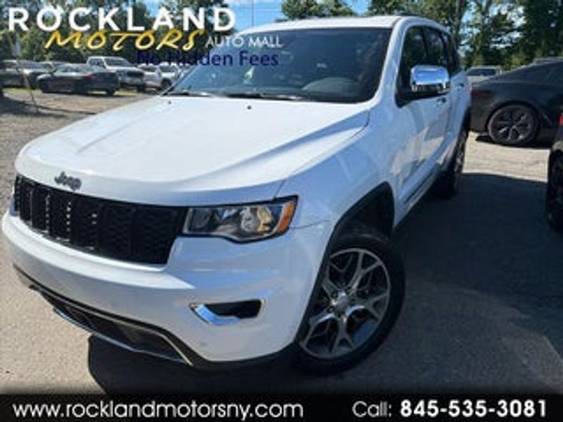 2022 Jeep Grand Cherokee — a typically priced live listing
