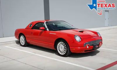 2004 Ford Thunderbird Base