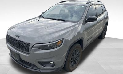 2023 Jeep Cherokee Altitude LUX
