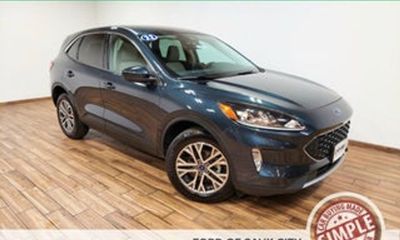 2020 Ford Escape SE