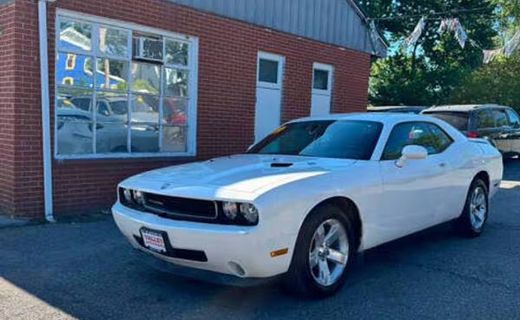 2009 Dodge Challenger Base