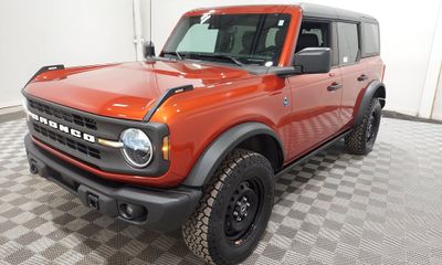 2023 Ford Bronco Base Big Bend