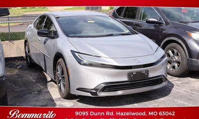 2024 Toyota Prius XLE