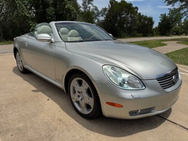2005 Mercedes-Benz SLK-Class — a typically priced live listing