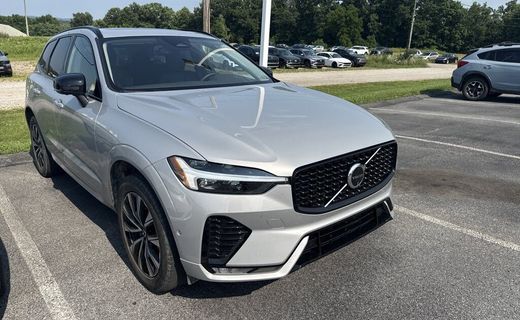 2024 Volvo XC60 Plus Dark