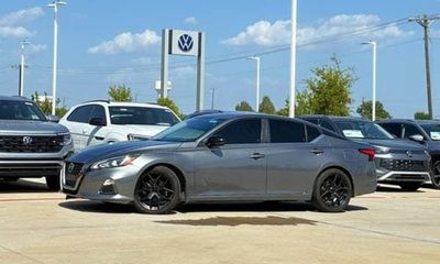 2024 Nissan Altima SV