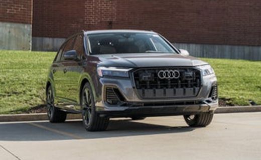 2026 Audi Q7 Quattro Premium Plus