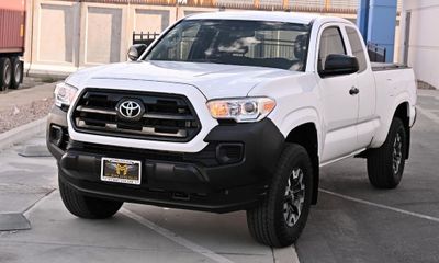 2017 Toyota Tacoma SR SR5