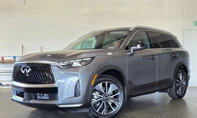 2027 Infiniti QX60 Luxe