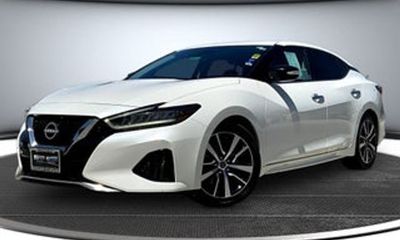 2023 Nissan Maxima SV