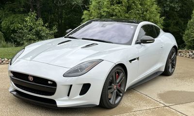 2017 Jaguar F-Type S