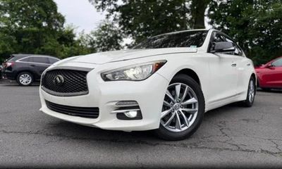 2017 Infiniti Q50 Premium