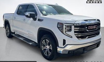 2023 GMC Sierra AT4