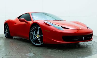 2012 Ferrari 458 Italia Coupe