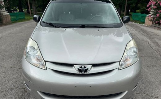 2009 Toyota Sienna LE