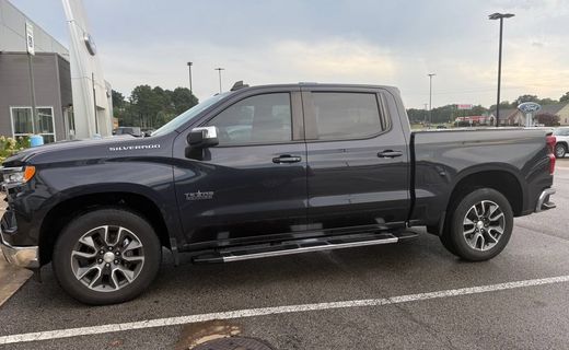 2024 Chevrolet Silverado LT