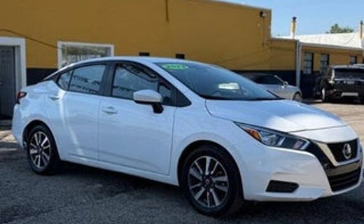 2022 Nissan Versa SV