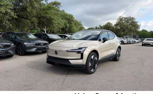 2026 Volvo EX30 Plus