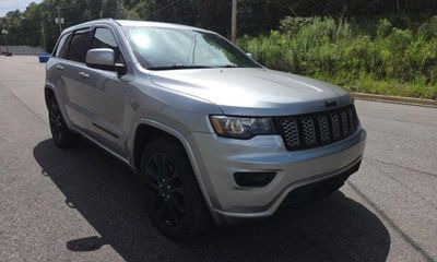 2018 Jeep Grand Cherokee Laredo