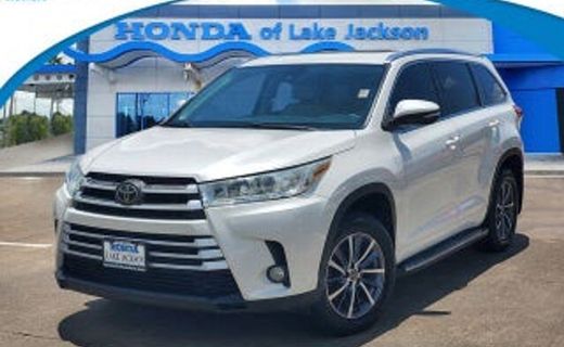 2019 Toyota Highlander LE