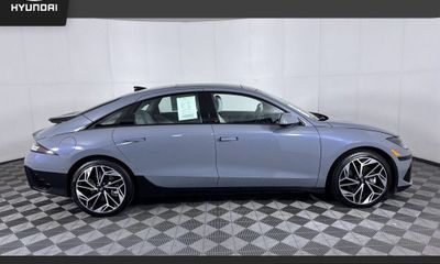 2024 Hyundai Ioniq 6 Limited