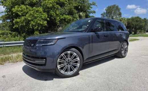 2026 Land Rover Range SE