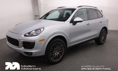 2017 Porsche Cayenne Platinum Edition