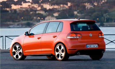 2014 Volkswagen GTI 2 0T Wolfsburg