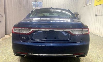 2017 Lincoln Continental Reserve