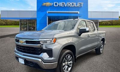 2026 Chevrolet Silverado LT