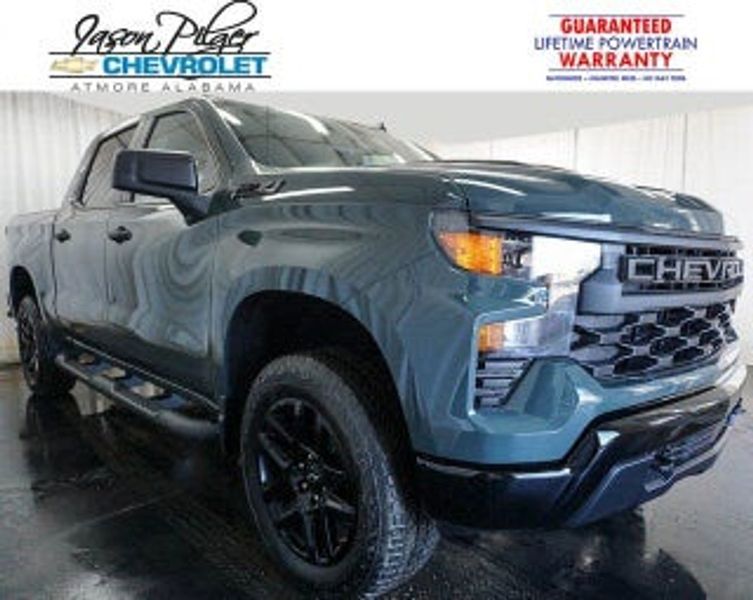 2025 Chevrolet Silverado 1500 — a typically priced live listing