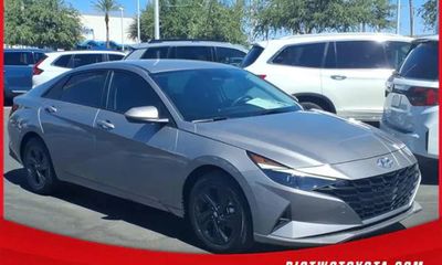 2023 Hyundai Elantra Blue