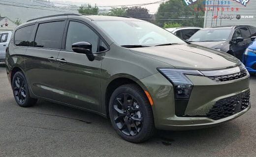 2027 Chrysler Pacifica Limited