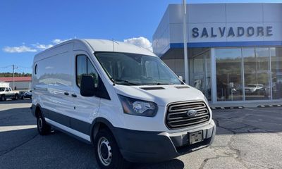 2019 Ford Transit 250 Medium Roof