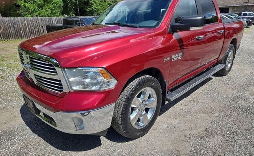 2015 Ram 1500 SLT
